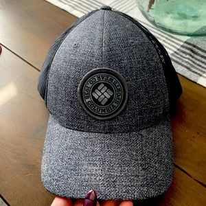 Columbia adjustable snap back trucker style hat